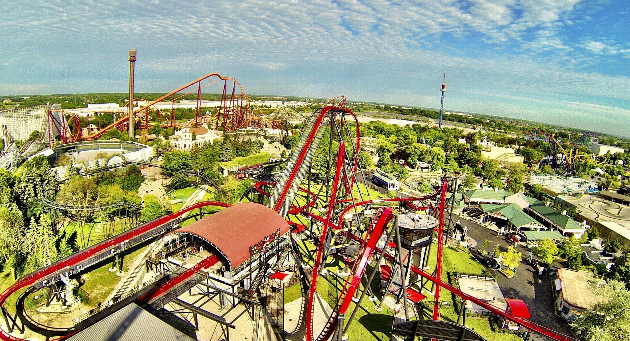 6 flags. Six Flags America парк. Сикс Флэгс парк аттракционов. Парк сикс Флэгс Лос Анджелес. Парк аттракционов Six Flags Пенсильвания.